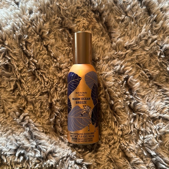 Bath & body works concentrated room spray warm ocean breeze - Picture 1 of 2